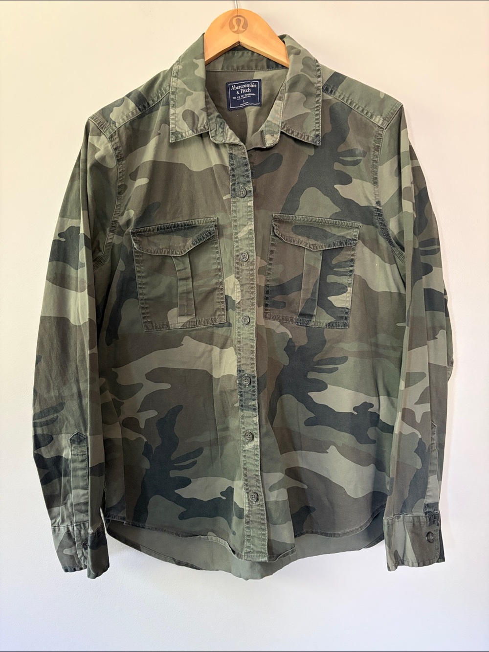 Abercrombie & Fitch Camo Button Down Shirt Shacket Large Green Brown Black